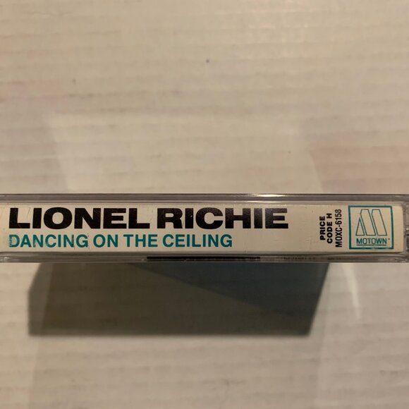 Lionel Richie - Dancing on the Ceiling Cassette Tape 1985 - Picture 4 of 4